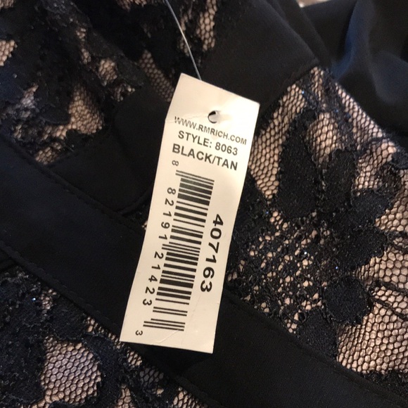 R & M Richards / size 6 black long dress - Picture 6 of 7